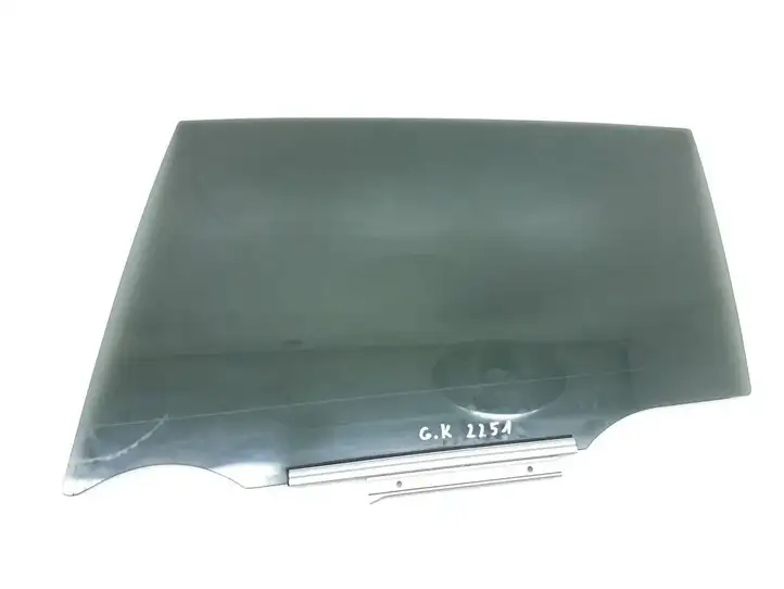 Toyota RAV 4 (XA40) (2012 - 2018) 6811442150 Стекло задней двери — фото 1