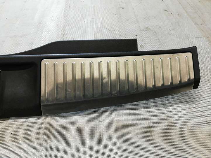 Honda Accord (2008 - 2016)  84640TL4G0 Отделка порога багажника