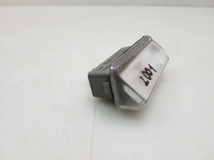 Lexus IS 220D-250-350 (2005 - 2010) 8169053010 Подсветка номера — фото 3