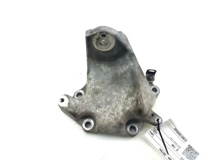 Lexus IS 220D-250-350 (2005 - 2010) 1232526020 Кронштейн двигателя — фото 1