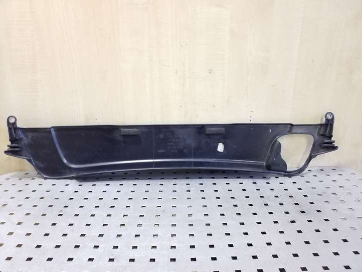BMW 5 E60 E61 (2004 - 2010)  11147803340 Верхняя часть панели радиаторов (телевизора)