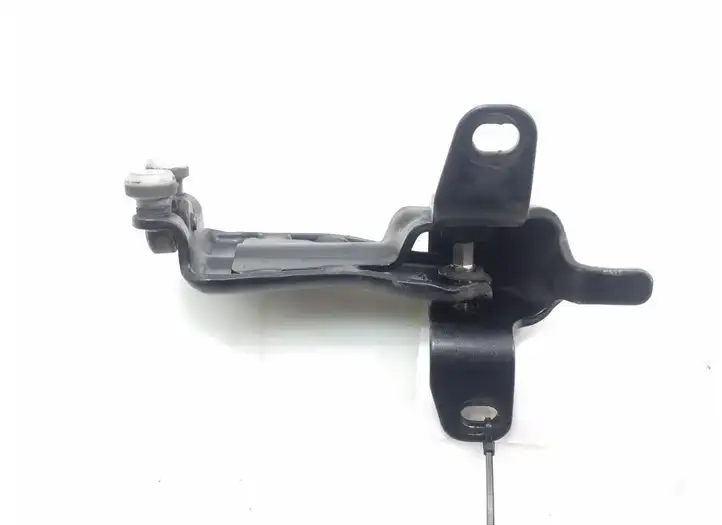 Mercedes-Benz Vito Viano W639 (2003 - 2010) A6397601447 Средняя направляющая ролика раздвижной двери — фото 1