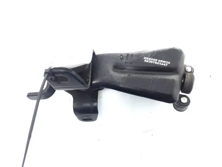 Mercedes-Benz Vito Viano W639 (2003 - 2010) A6397601447 Средняя направляющая ролика раздвижной двери — фото 3