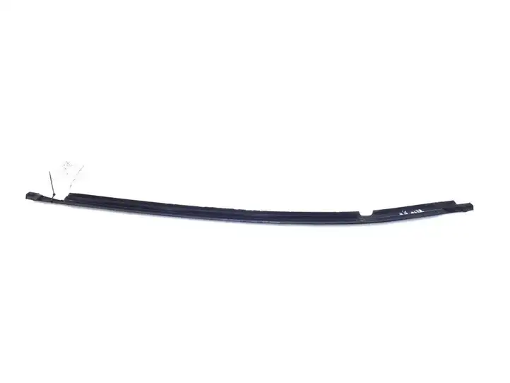 Toyota Auris 150 (2006 - 2012) 7573002121 Молдинги задней двери — фото 2