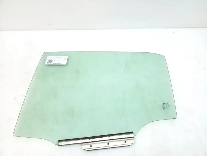 Toyota Auris 150 (2006 - 2012) 6810402200 Стекло задней двери — фото 1
