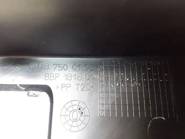 Mercedes-Benz CLS C218,X218 (2011 - 2017) A2187500193 Прочие детали салона — фото 3