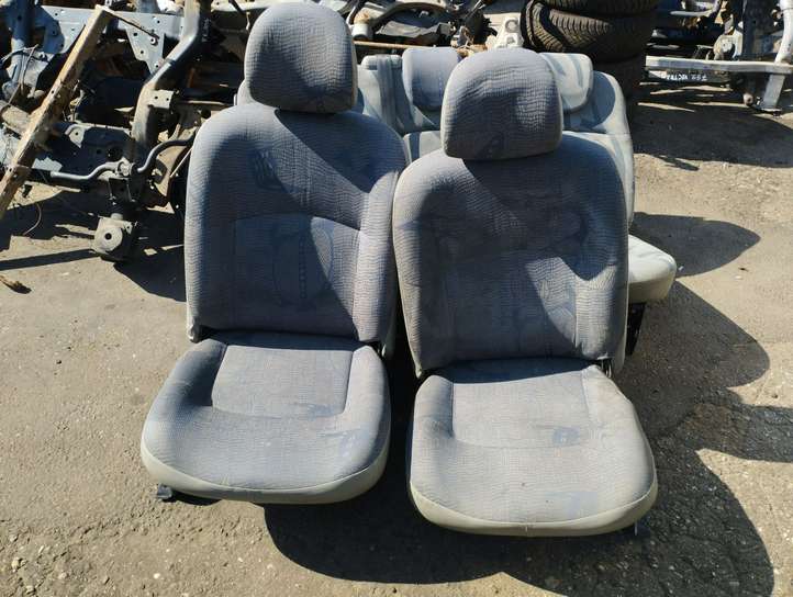 Renault Kangoo I (1997 - 2003)   Комплект сидений