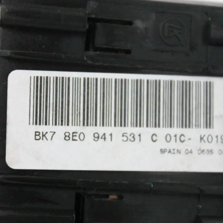 Audi A4 S4 B6 8E 8H (2000 - 2006) 8E0941531C Включатель фонарей — фото 3