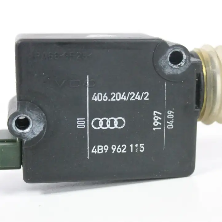 Audi A4 S4 B6 8E 8H (2000 - 2006) 4B9962115 Замок крышки топливного бака — фото 3
