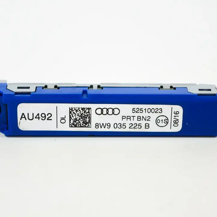 Audi A4 S4 B9 (2015 - 2019) 8W9035225B Усилитель антенны — фото 5