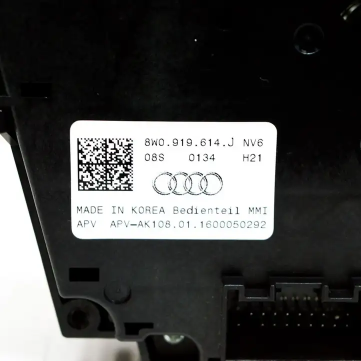 Audi A4 S4 B9 (2015 - 2019) Магнитола / мультимедийная система — фото 7