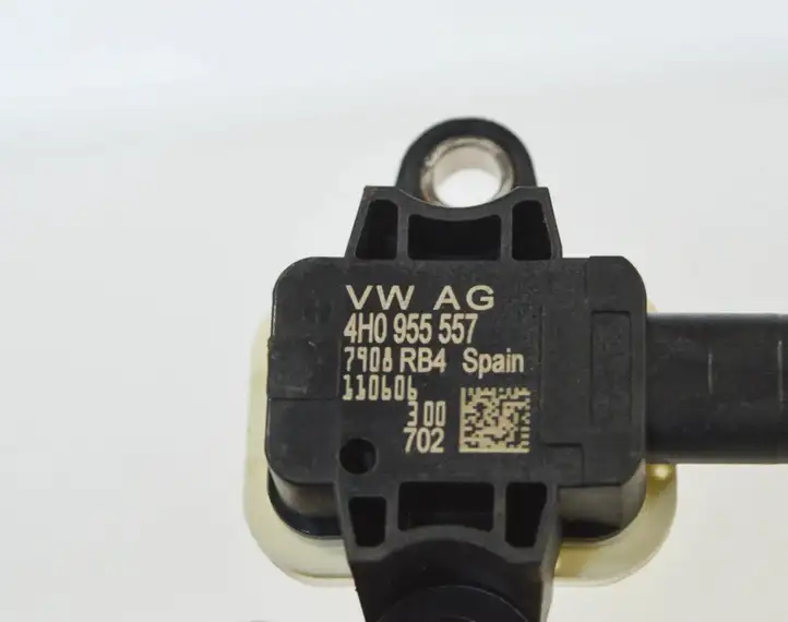 Audi A8 S8 D4 4H (2010 - 2014) 4H0955557 Датчик удара SRS — фото 6