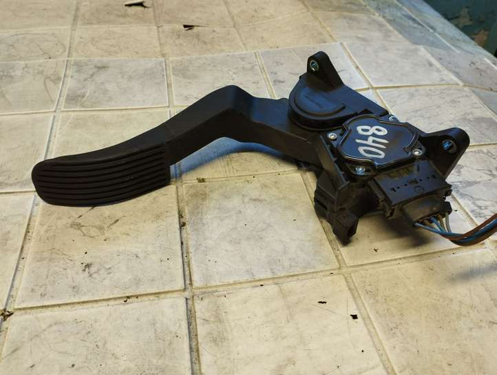 Mercedes-Benz Sprinter W901 W902 W903 W904 (1995 - 2007)  A9013000404 Педаль акселератора