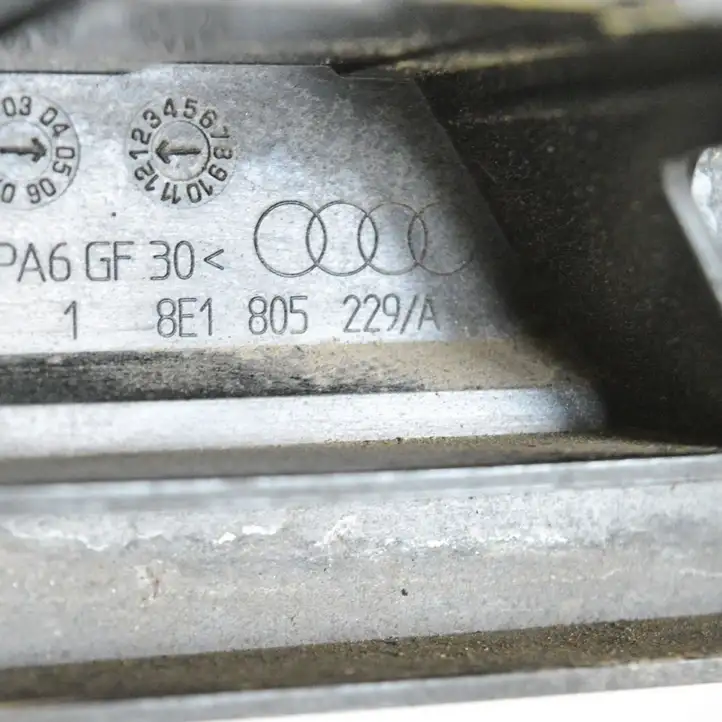 Audi A4 S4 B7 8E 8H (2004 - 2009) 8E1805229A Ящик аккумулятора — фото 4
