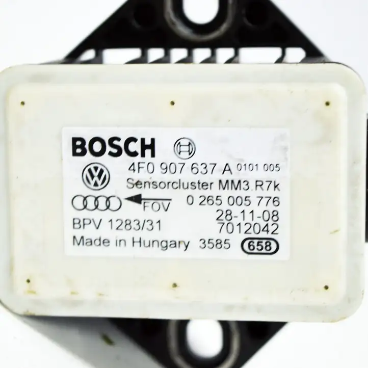 Audi A6 S6 C6 4F (2008 - 2011) 4F0907637A Датчик ускорения — фото 5