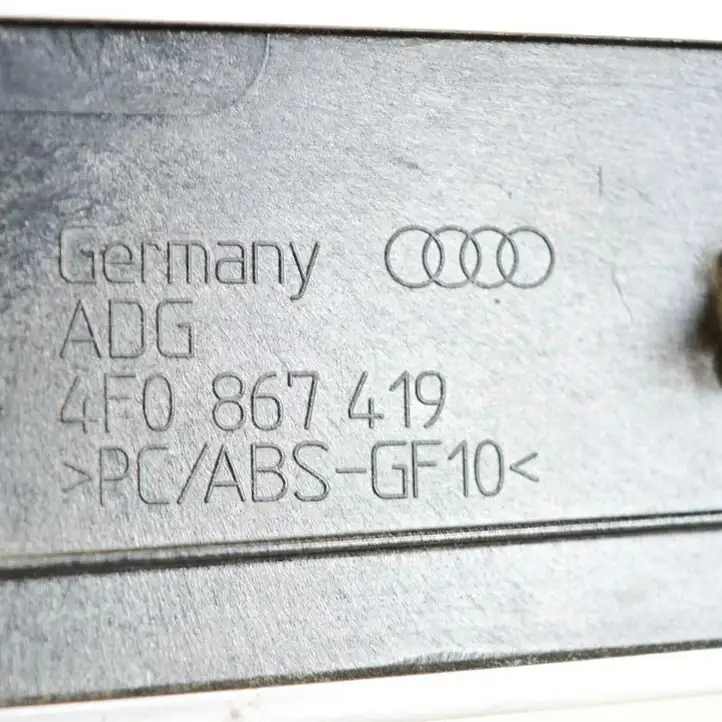 Audi A6 S6 C6 4F (2008 - 2011) 4F0867419 Прочая отделка задней двери — фото 4