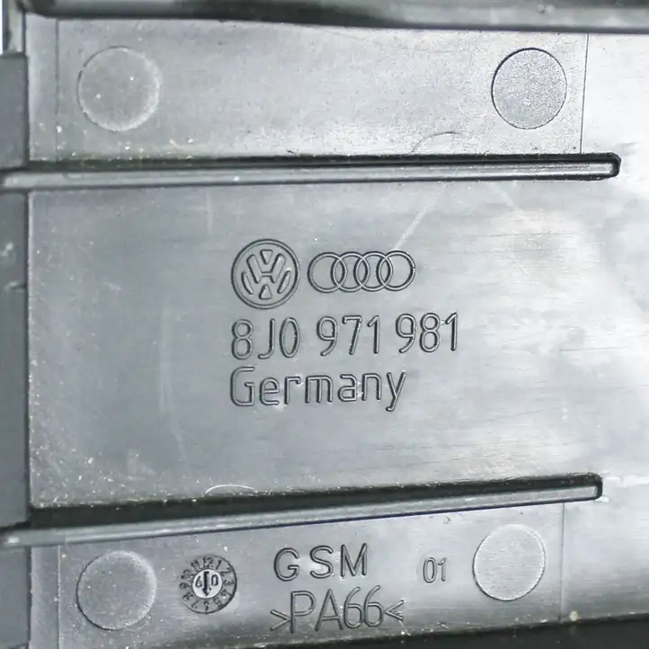 Audi A4 S4 B8 8K (2007 - 2011) 8J0971981 Прочие детали салона — фото 4