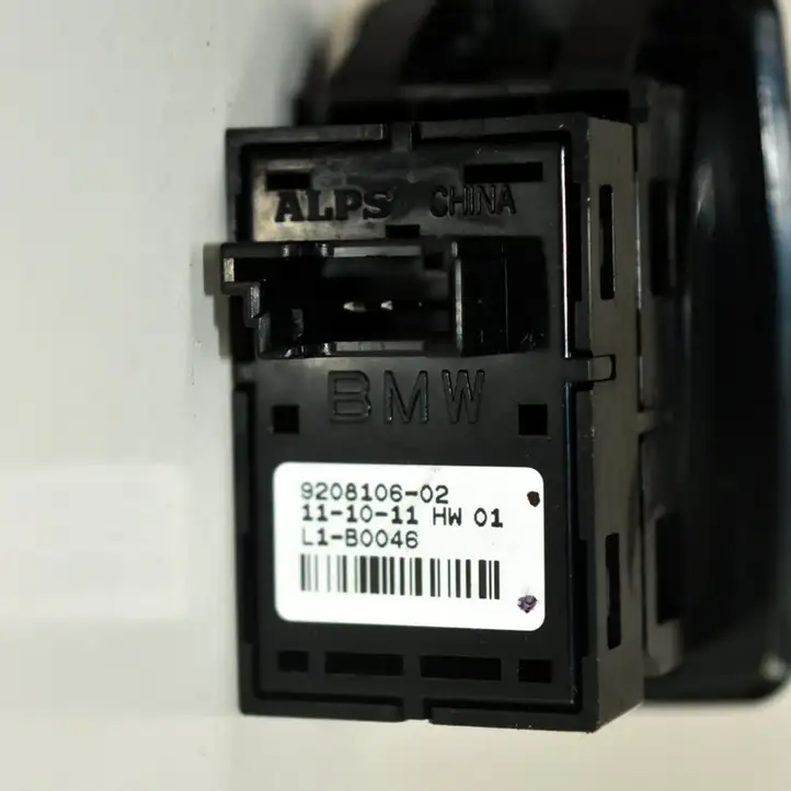 BMW 3 F30 F35 F31 (2012 - 2018) 9208106 Блок кнопок стеклоподъемников — фото 4