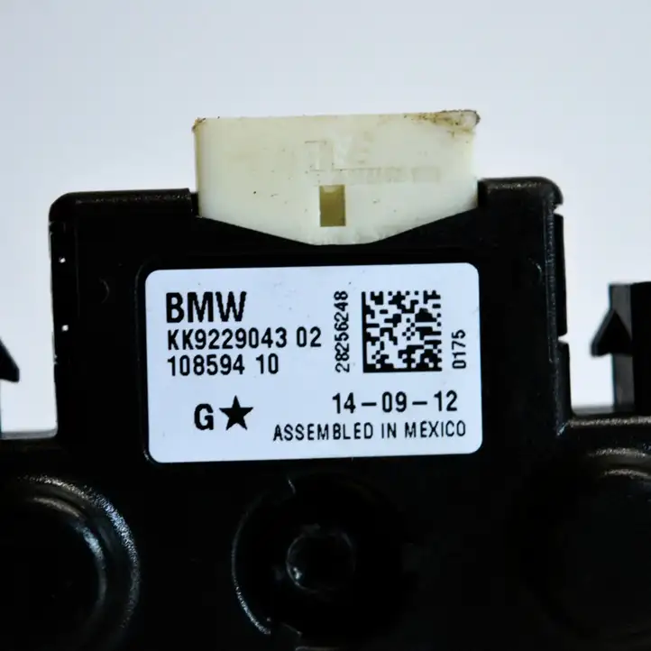 BMW 3 F30 F35 F31 (2012 - 2018) 9229043 Усилитель антенны — фото 5