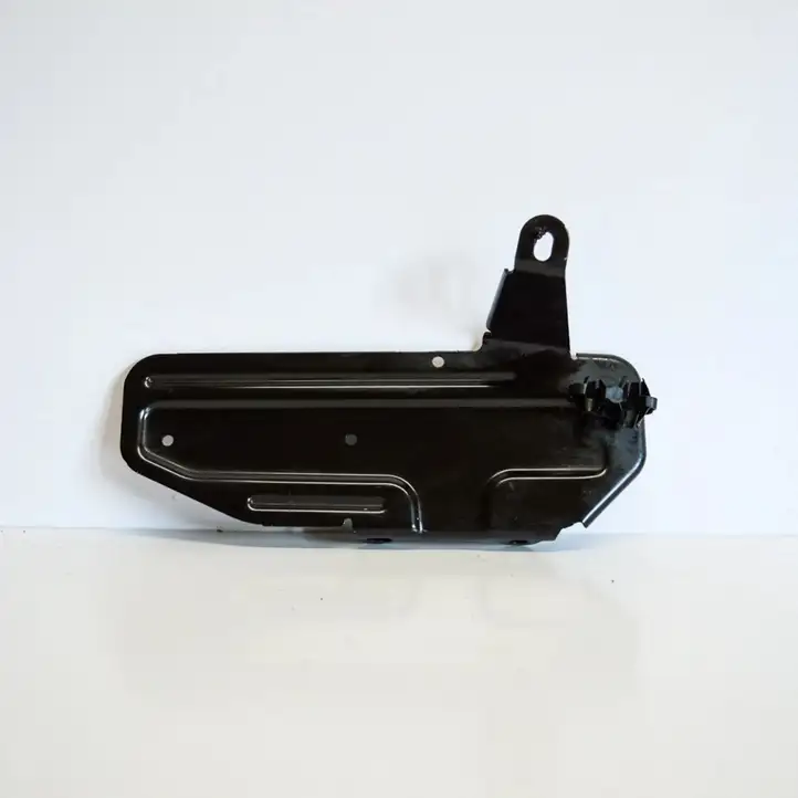 BMW 3 F30 F35 F31 (2012 - 2018) 7244171 Защита топливного бака — фото 1