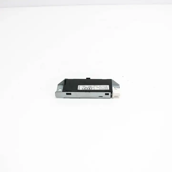 Audi A4 S4 B8 8K (2011 - 2015) 8K9035225 Усилитель антенны — фото 2