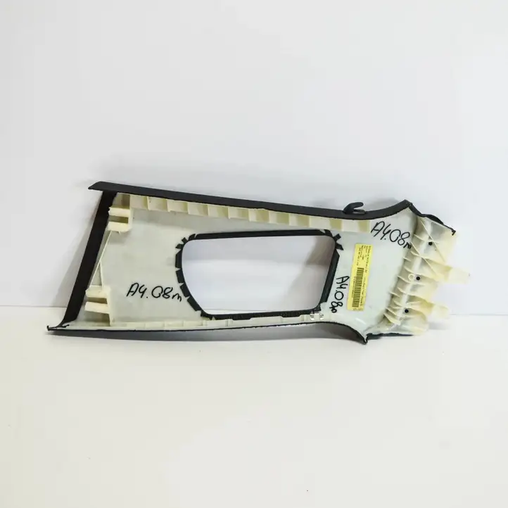 Audi A4 S4 B8 8K (2007 - 2011) 8K0867282C Верхняя обшивка стойки B — фото 3