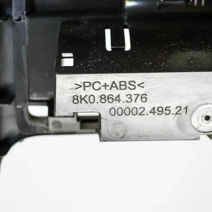 Audi A4 S4 B8 8K (2007 - 2011) 8K0864376 Прочие детали салона — фото 3