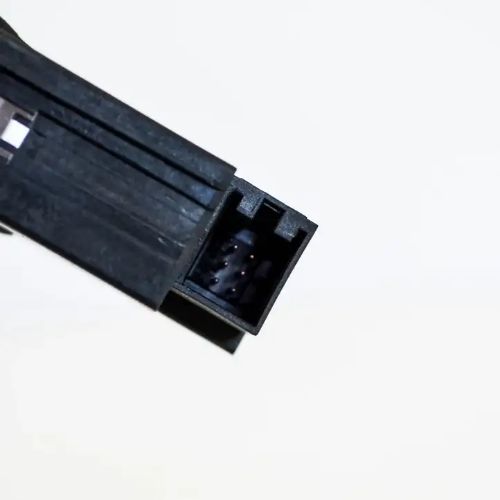 Audi A4 S4 B8 8K (2007 - 2011) 8K2941509A Кнопка фаркопа в багажнике — фото 2
