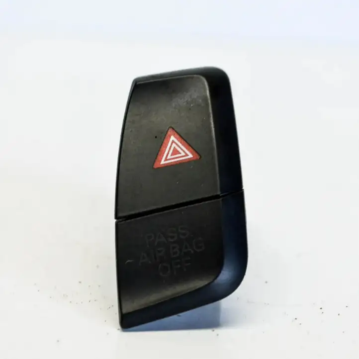 Audi A4 S4 B8 8K (2007 - 2011) 8K2941509A Кнопка фаркопа в багажнике — фото 4