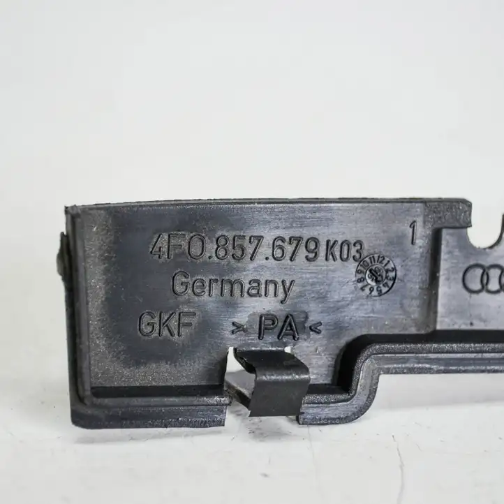 Audi A6 S6 C6 4F (2004 - 2008) 4F0857679 Прочие детали салона — фото 3