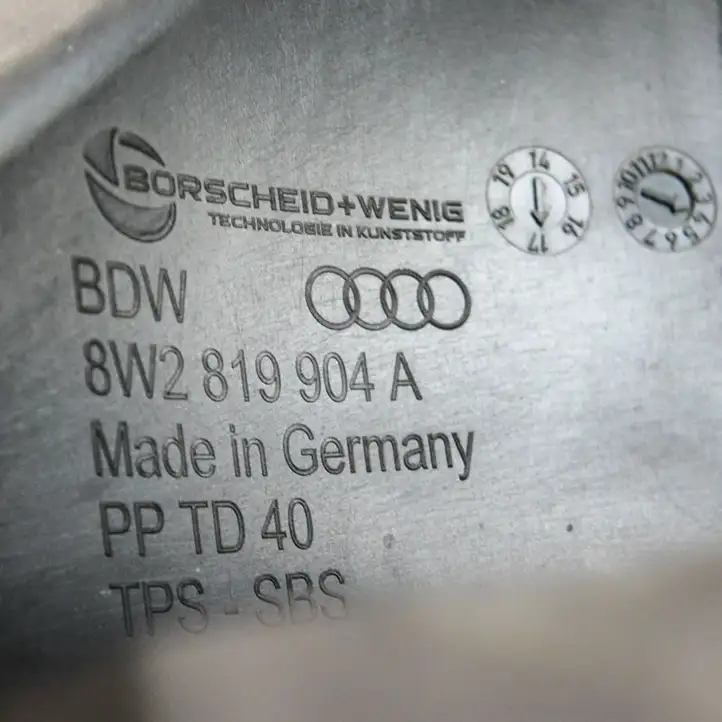 Audi A4 S4 B9 (2015 - 2019) 8W2819904A Прочие детали салона — фото 3
