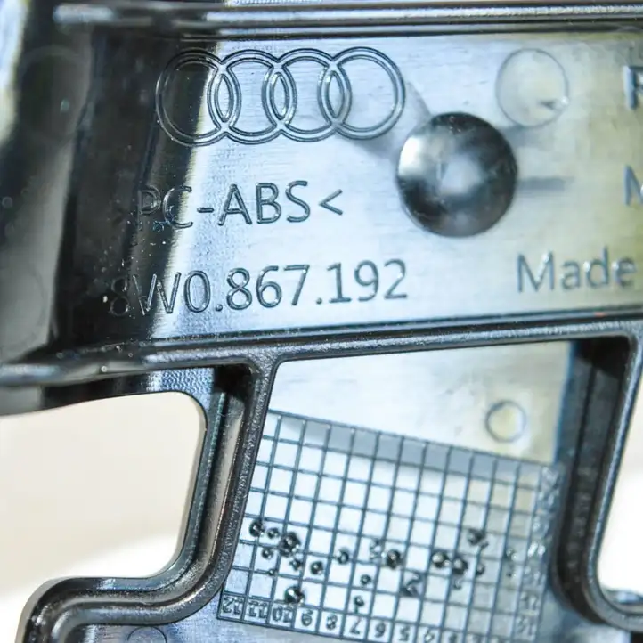 Audi A4 S4 B9 (2015 - 2019) 8W0867192 Прочие детали салона — фото 3