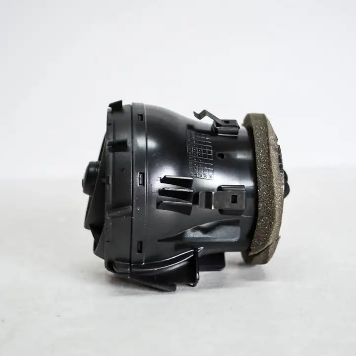 Audi A1 (2010 - 2014) 8X2820951 Воздушная решетка панели — фото 2