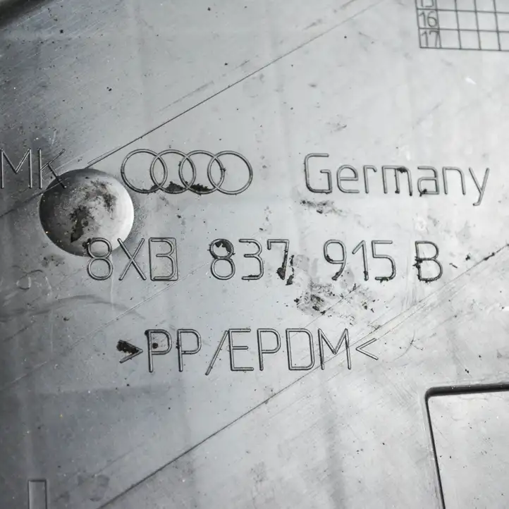 Audi A1 (2010 - 2014) 8X3837915B Прочие детали салона — фото 3