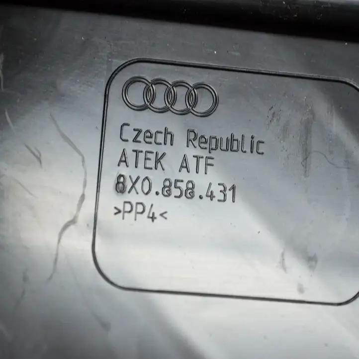 Audi A1 (2010 - 2014) 8X0858431 Прочие детали салона — фото 3