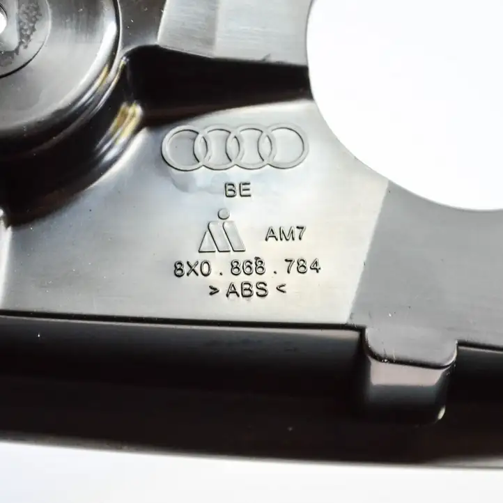 Audi A1 (2010 - 2014) 8X0868784 Прочие детали салона — фото 3