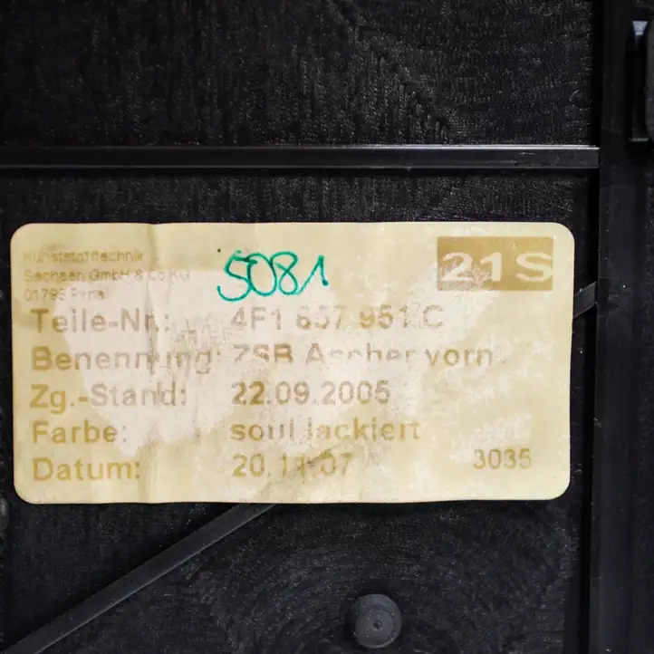 Audi A6 S6 C6 4F (2004 - 2008) 4F1857951C Передняя пепельница — фото 4