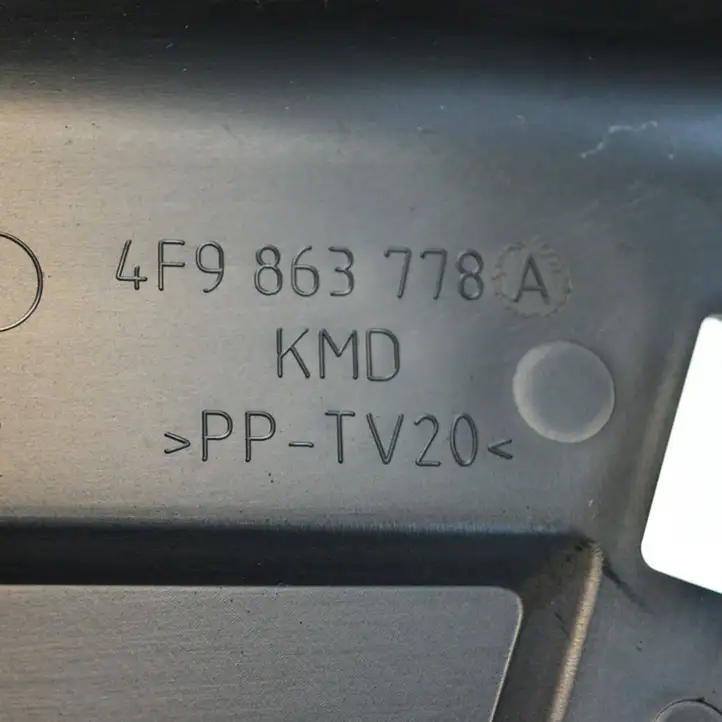 Audi A6 S6 C6 4F (2004 - 2008) 4F9863778A Прочие детали салона — фото 3