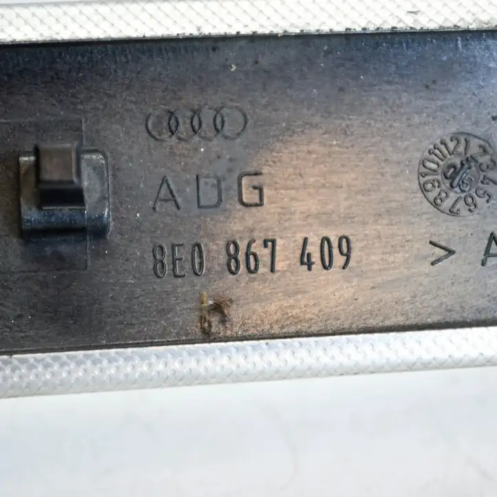 Audi A4 S4 B7 8E 8H (2004 - 2009) 8E0867409 Декоративная накладка передней двери — фото 4