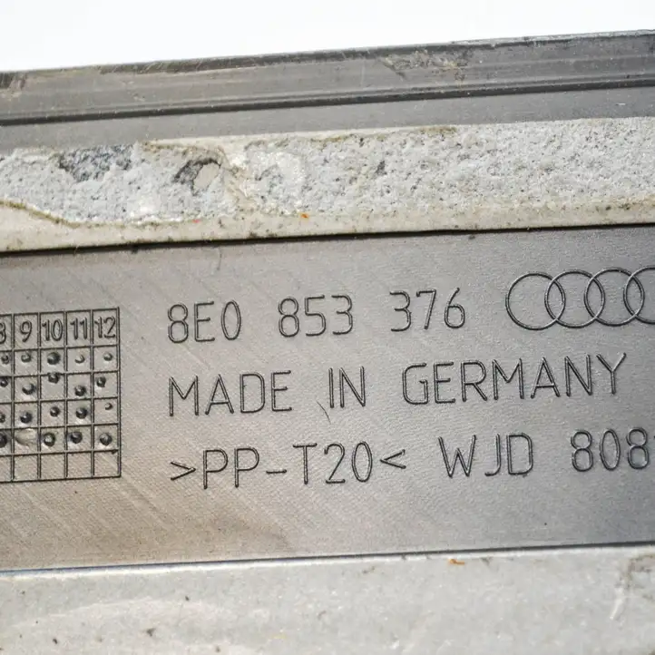Audi A4 S4 B6 8E 8H (2000 - 2006) 8E0853376 Внутренняя обшивка порога (комплект) — фото 3