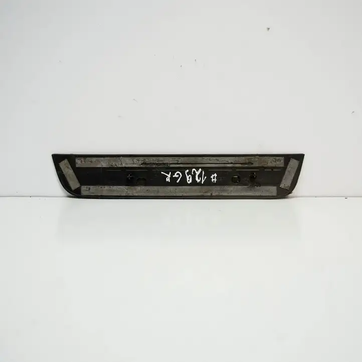 Audi A4 S4 B8 8K (2007 - 2011) 8K0853375 Внутренняя обшивка порога (комплект) — фото 2