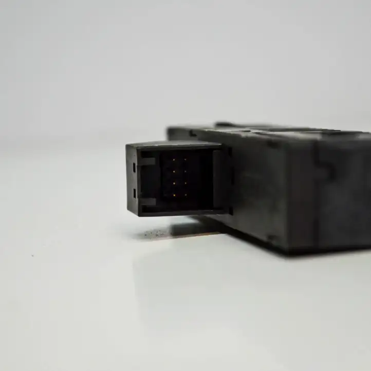 Audi A5 8T 8F (2007 - 2011) 8K0959673 Кнопка фаркопа в багажнике — фото 3