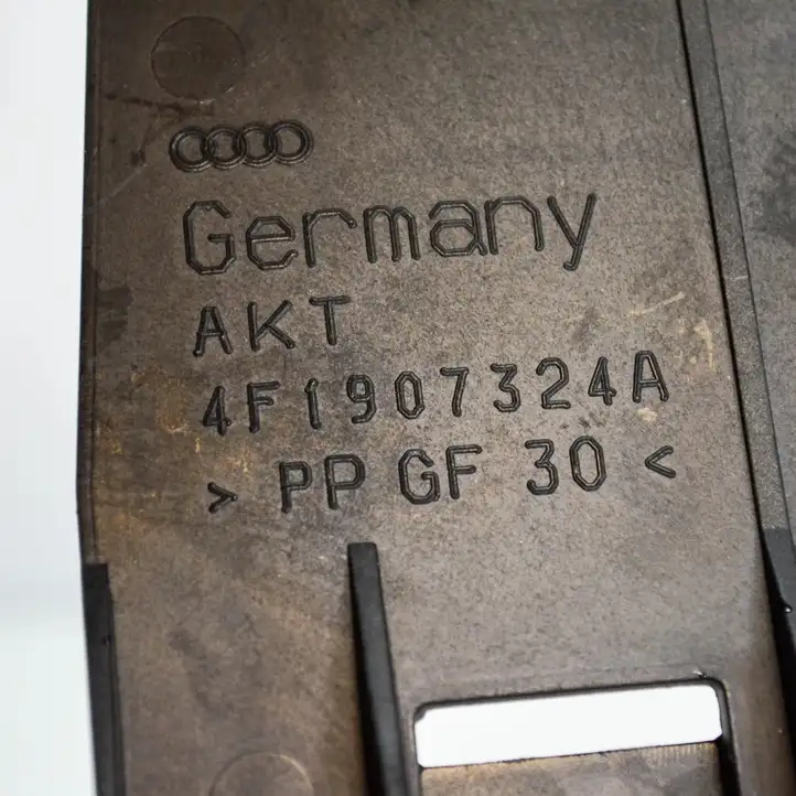 Audi A6 S6 C6 4F (2004 - 2008) 4F1907324A Прочие детали салона — фото 3