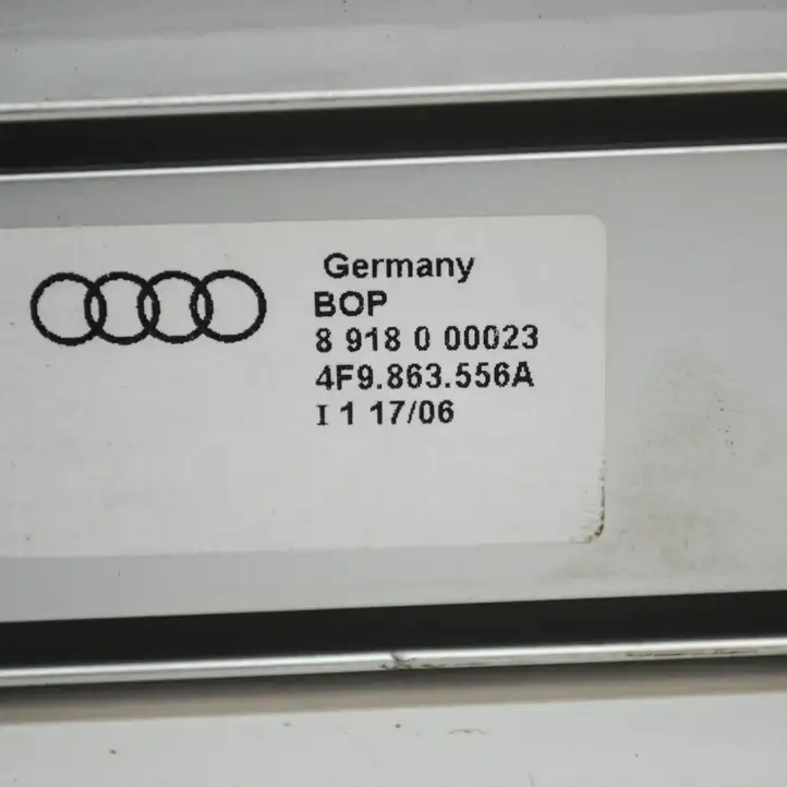 Audi A6 S6 C6 4F (2004 - 2008) 4F9863556A Прочие детали салона — фото 3