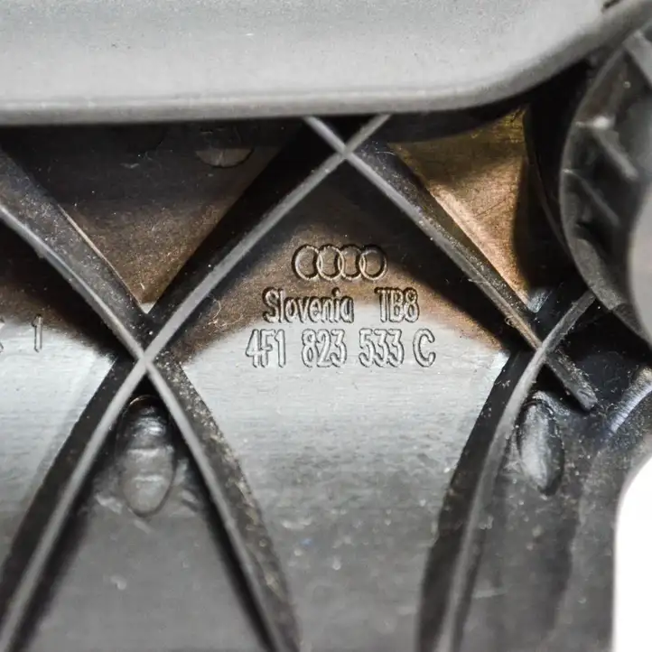 Audi A6 S6 C6 4F (2004 - 2008) 4F1823533C Прочие детали салона — фото 3