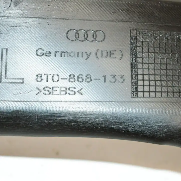 Audi A5 8T 8F (2007 - 2011) 8T0868133 Прочие детали салона — фото 3