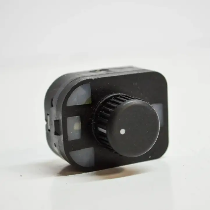 Audi A5 8T 8F (2007 - 2011) 8K0959565C Кнопка фаркопа в багажнике — фото 1