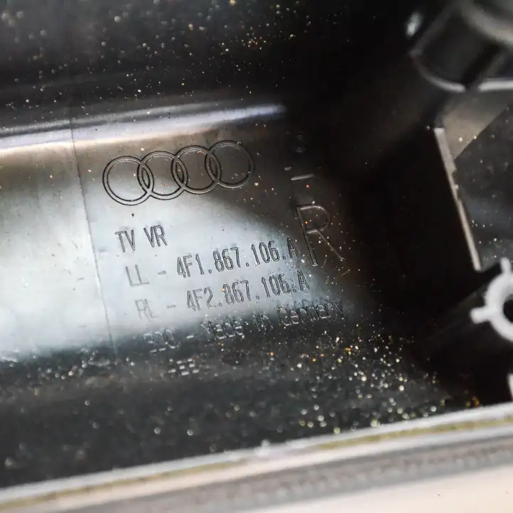 Audi A6 S6 C6 4F (2004 - 2008) 4F2867106A Прочие детали салона — фото 4