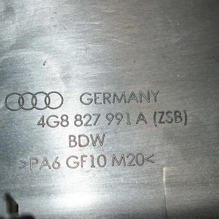 Audi A7 S7 4G (2014 - 2018) 4G8827991A Прочие внешние детали — фото 4