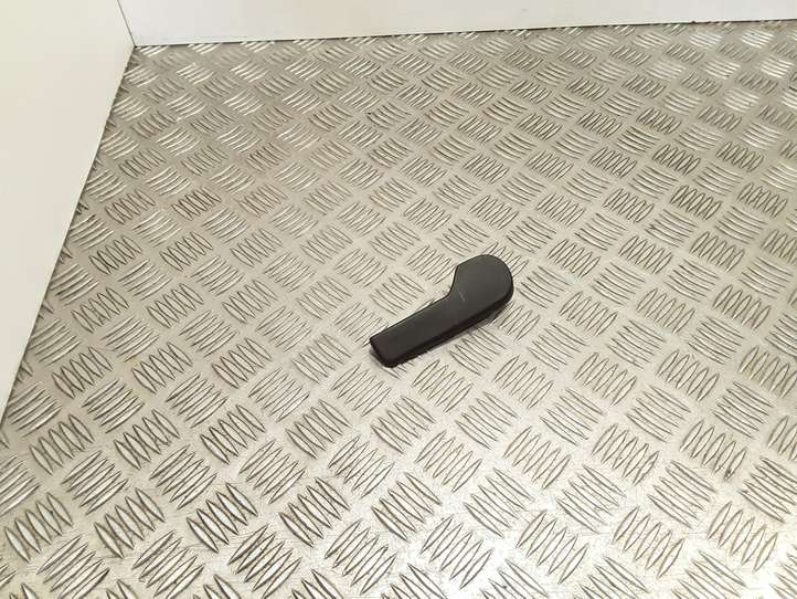 Seat Altea (2004 - 2009)  1J2823533C Ручка капота